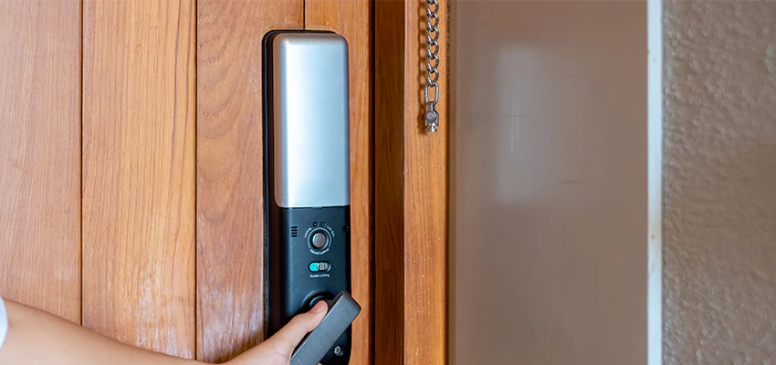 Home Security Electronic Locks Upgrades in Plantation, FL